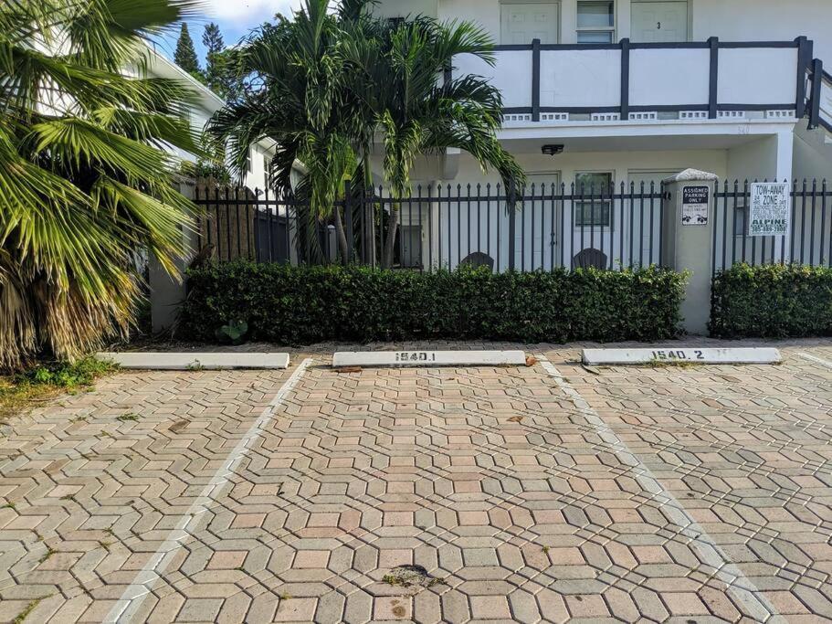 פורט לודרדייל A1 - Endless Summer Vacation Rentals - Affordable Luxury Near Downtown מראה חיצוני תמונה