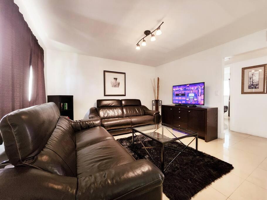 פורט לודרדייל A1 - Endless Summer Vacation Rentals - Affordable Luxury Near Downtown מראה חיצוני תמונה