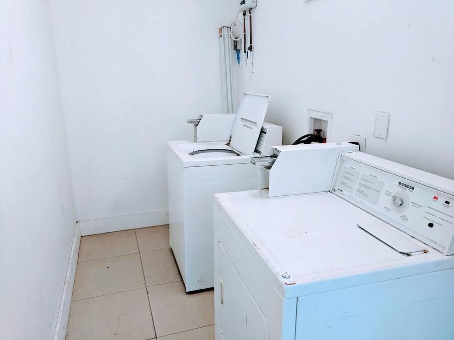 פורט לודרדייל A1 - Endless Summer Vacation Rentals - Affordable Luxury Near Downtown מראה חיצוני תמונה